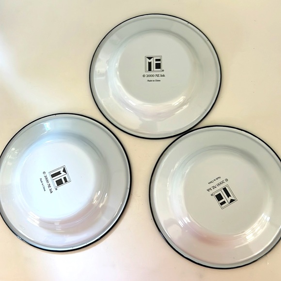 Vintage Mary Engelbreit 3 Cherries Salad Plates Enamelware Black white Checks - Picture 5 of 5